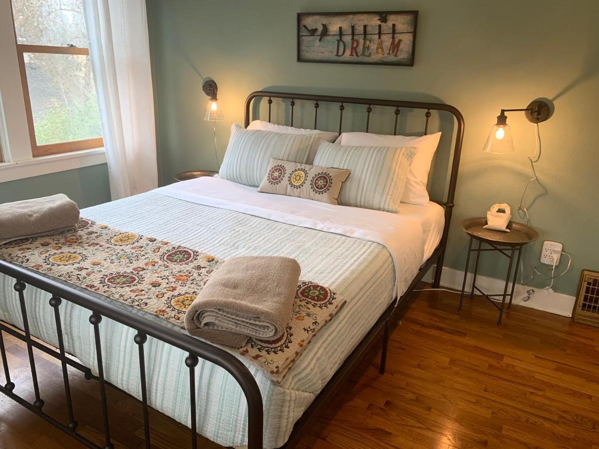 Riverpath Inn يوجين، أوريغون المظهر الخارجي الصورة