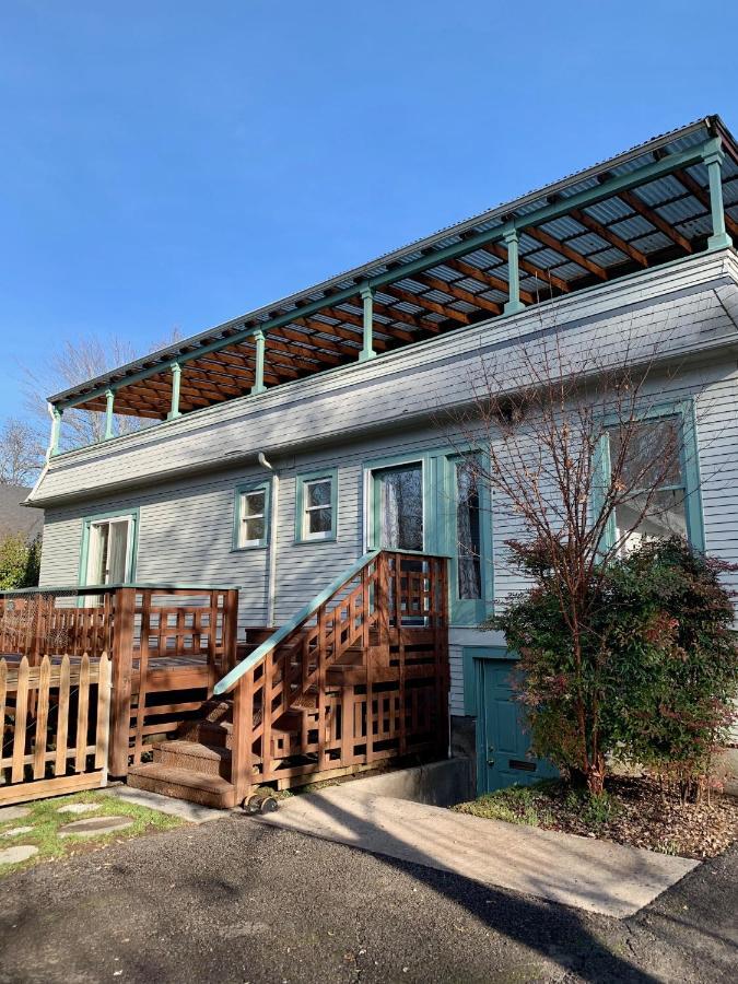 Riverpath Inn يوجين، أوريغون المظهر الخارجي الصورة